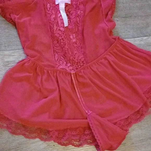 Sugar Thrillz Red Scarlet Lace Lingerie Size Medium - Picture 11 of 12